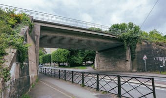 Bridge over Avenue de Versailles in Poissy