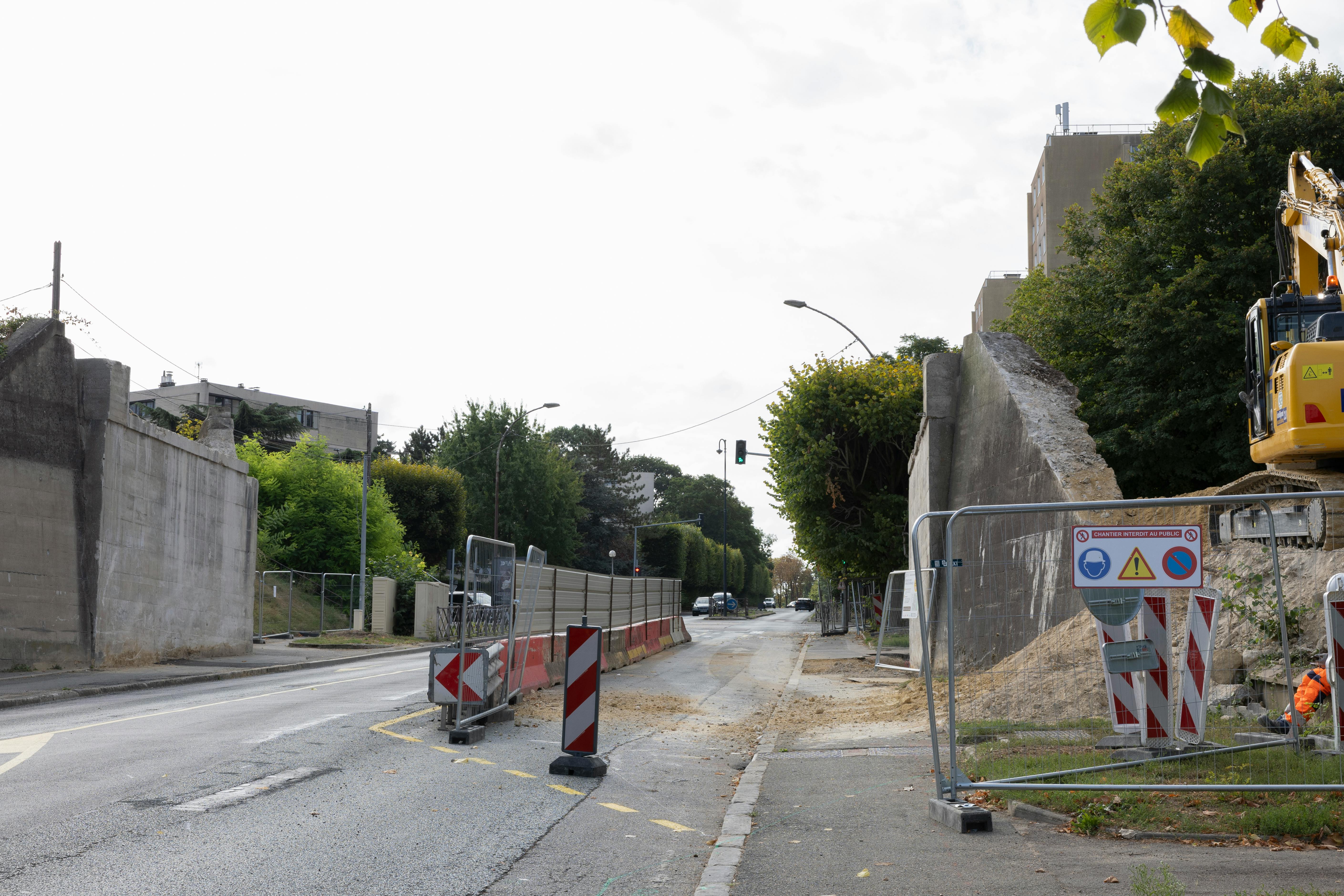 Foto der Avenue de Versailles ohne Eisenbahnbrücke