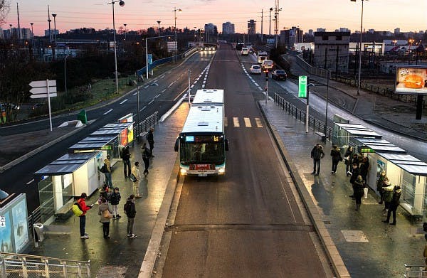 Perspective sur un passage de bus
