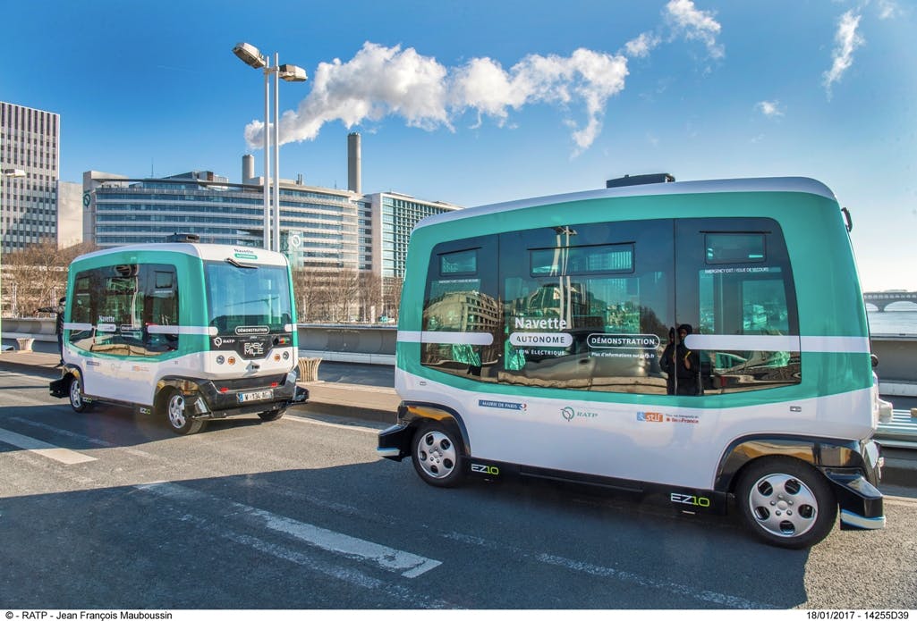 Navettes autonomes en expérimentation sur le pont Charles de Gaulle