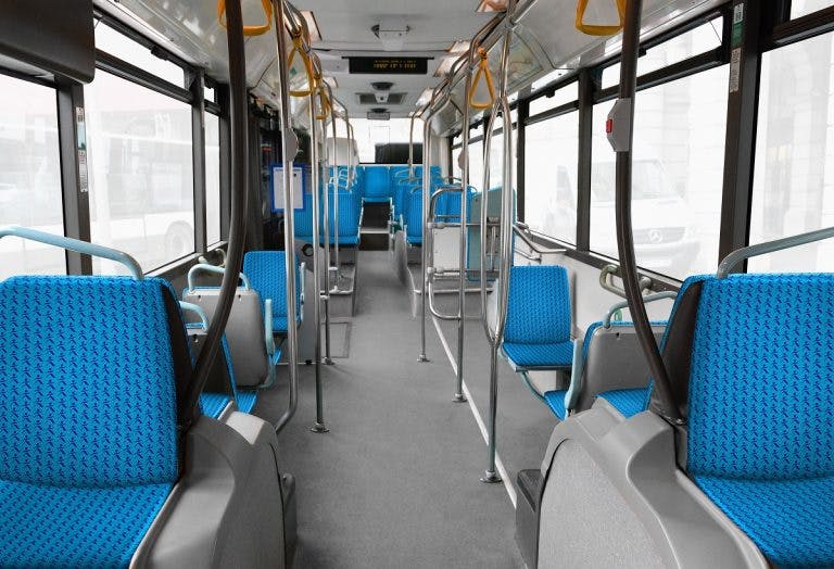Nouveau tissu train à l'intérieur des transports en commun