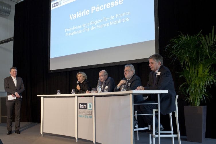 Réunion pour signer la convention de financement des travaux