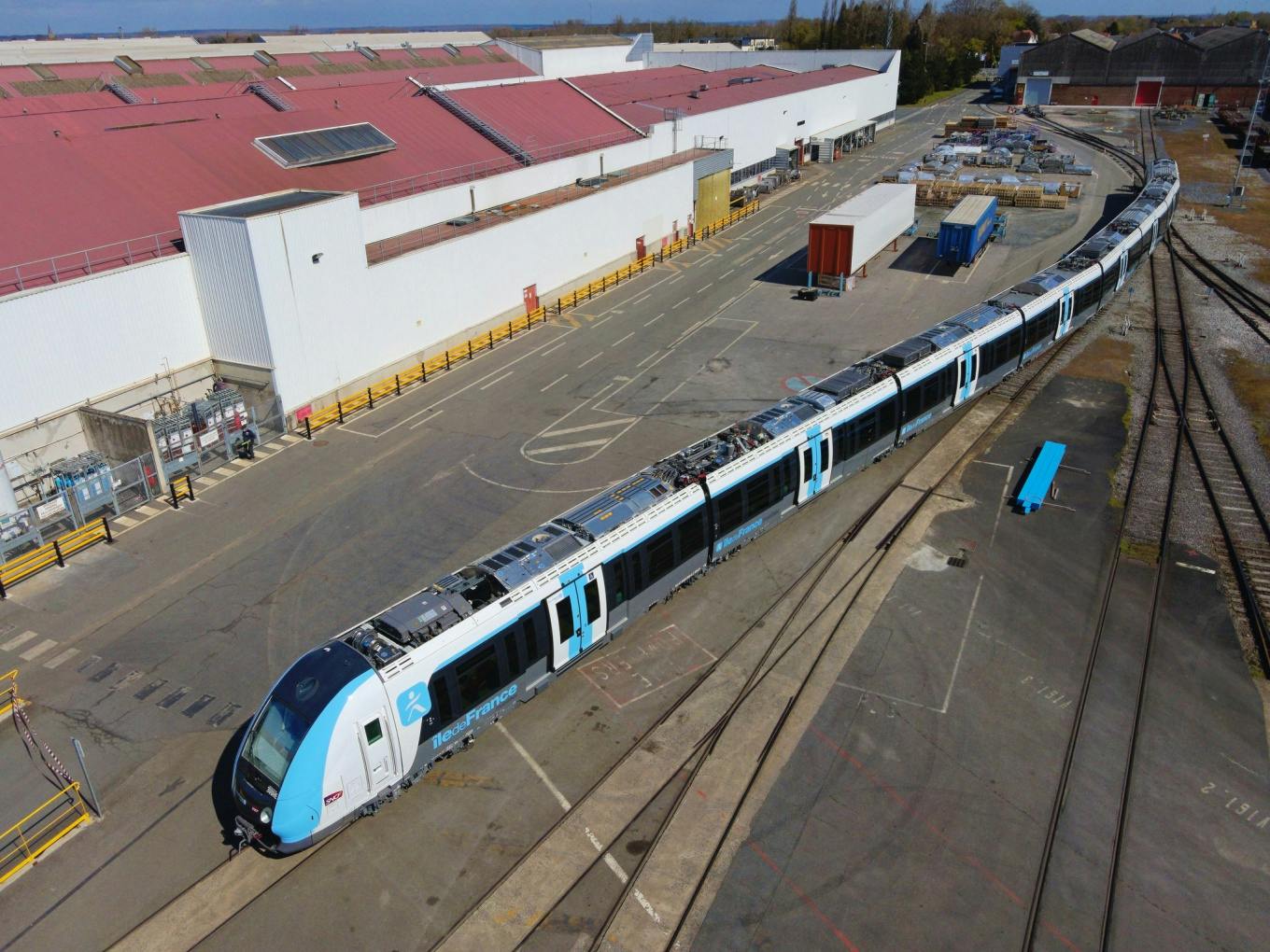 La 300ème rame du Francilien, sur le site Alstom de Crespin © Samuel Dhote / Alstom
