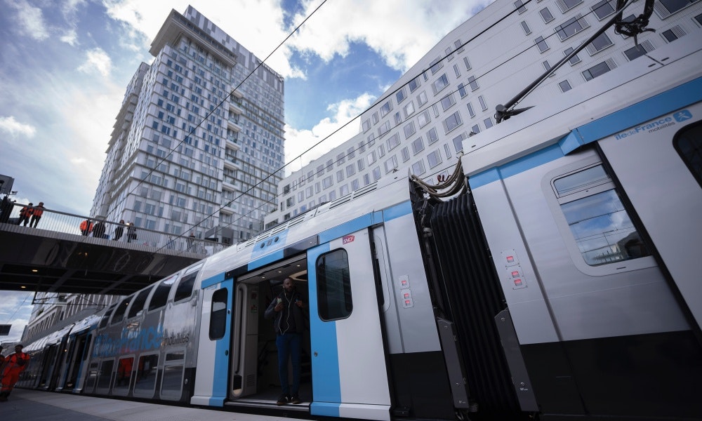 Estação Nanterre - La Folie no RER E @Malek Benaïssa