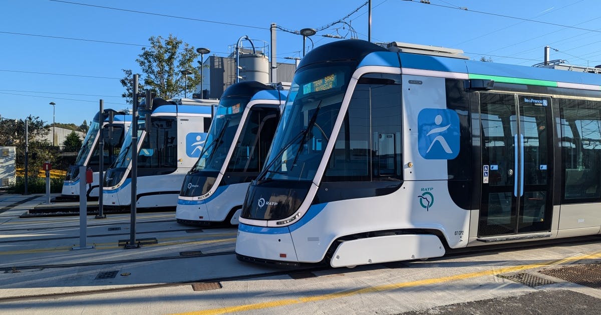 The new tram of the T1 line is preparing for its commissioning