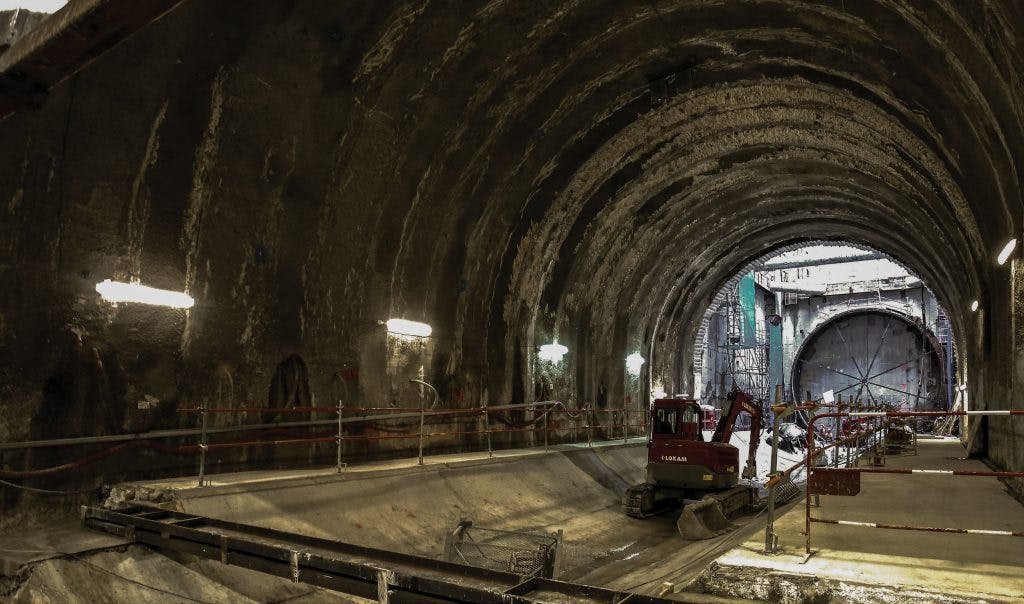 Photo du tunnel en construction