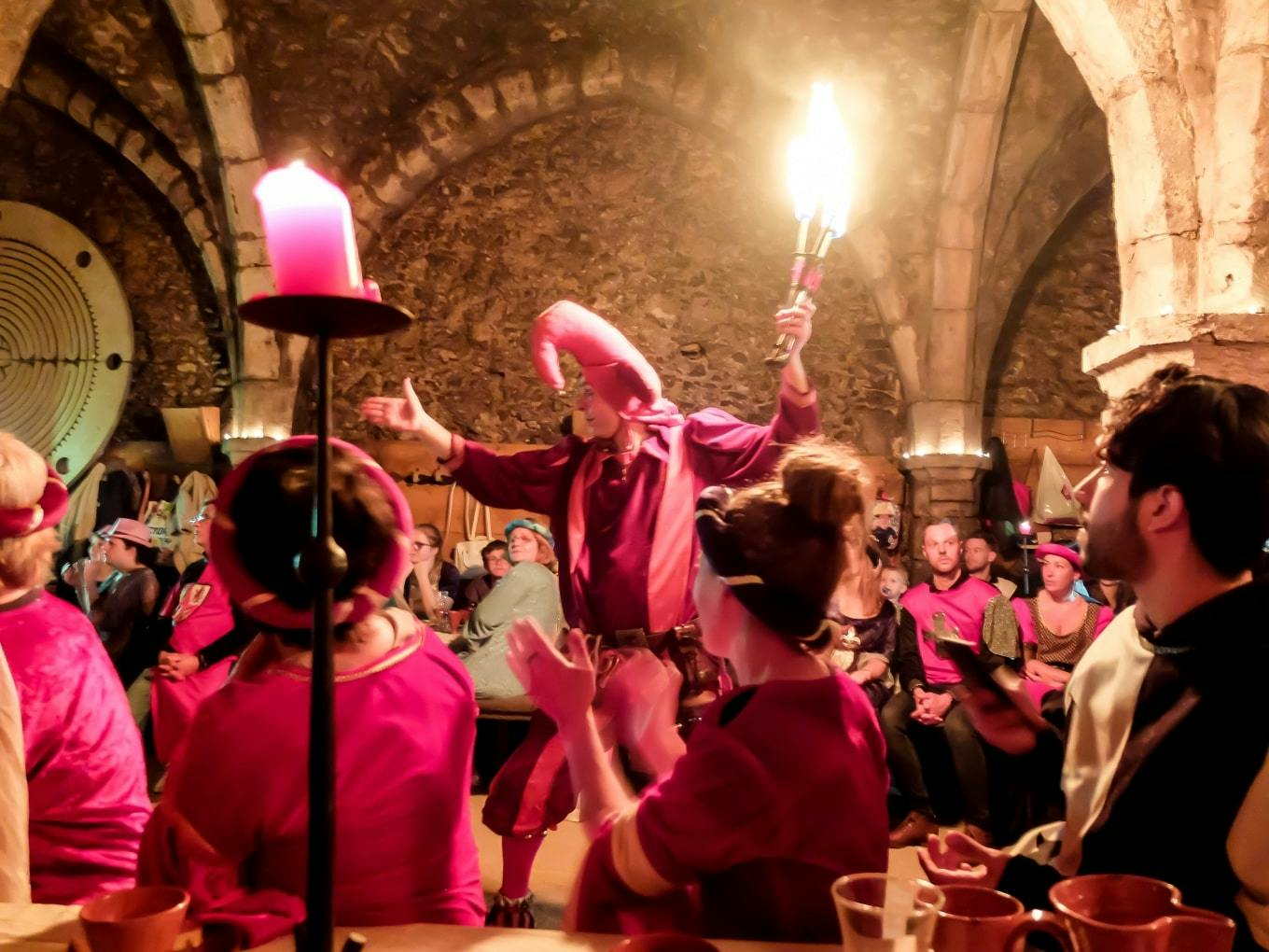 La cena de los trovadores en Provins