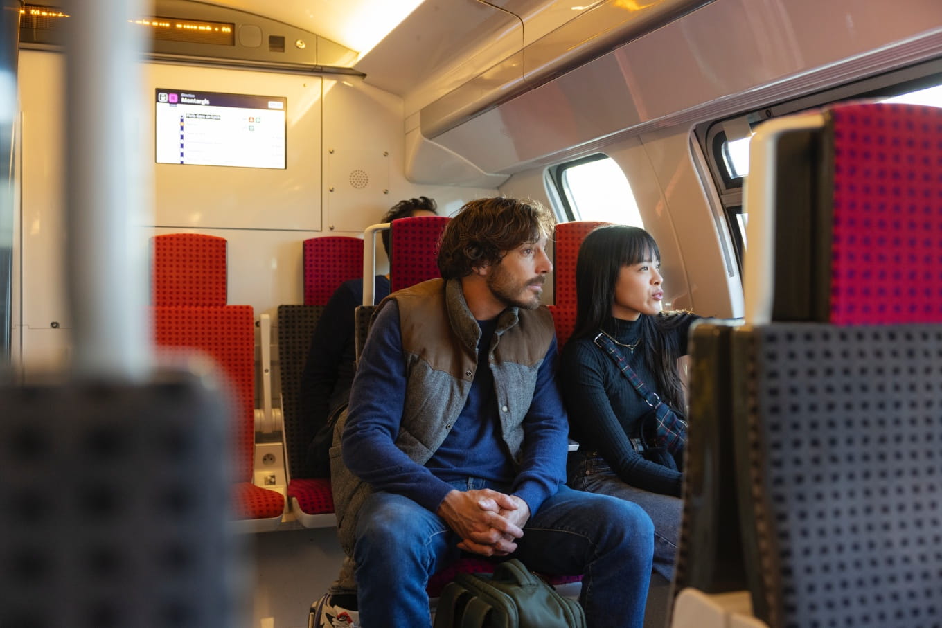 Des voyageurs sur la ligne R vers Montargis - © Île-de-France Mobilités
