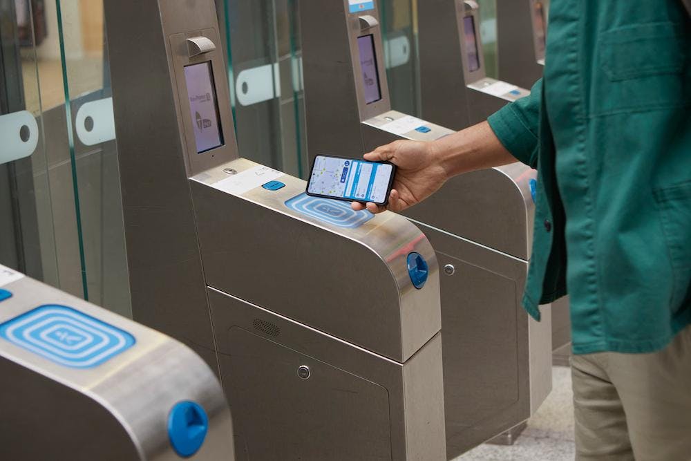 le-forfait-navigo-annuel-arrive-enfin-sur-telephone-cet-ete