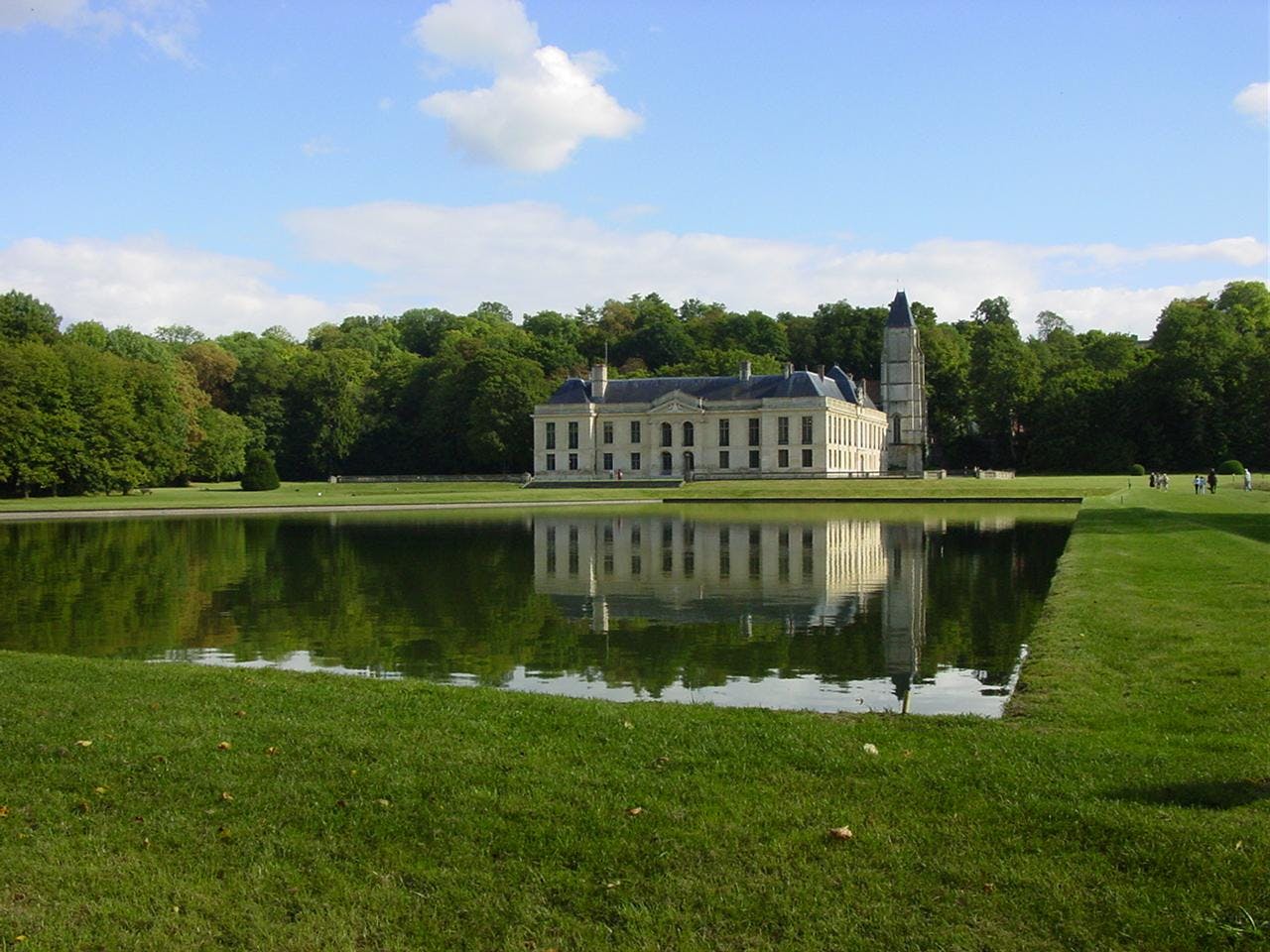 Das Schloss von Mery-sur-Oise