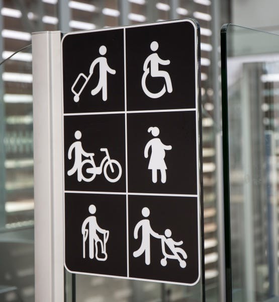 Pictogram representing the various people with reduced mobility on public transport at Stains-La Cerisaie station.
